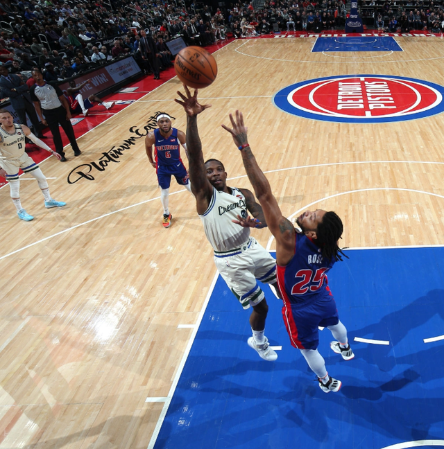 里程碑夜!新疆广汇更衣室发声;全明星赛转会期刷纪录;信心回归;细节决定成败 里程碑夜!新疆广汇更衣室发声;全明星赛转会期刷纪录;信心回归;细节决定成败